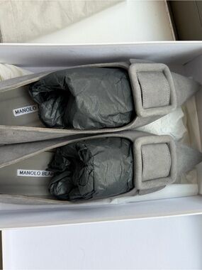 Manolo Blahnik Light Gray Maysalepumpflat suede ballet flats